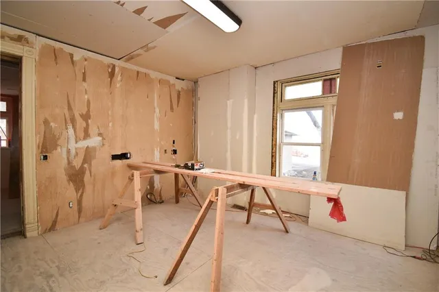 $199,500 | 1308 North 11th Street, St. Joseph, MO 64501