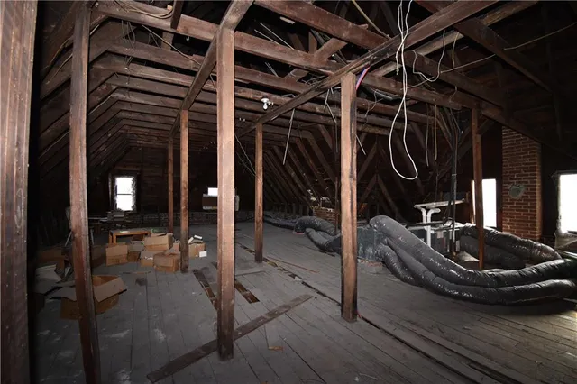 $199,500 | 1308 North 11th Street, St. Joseph, MO 64501