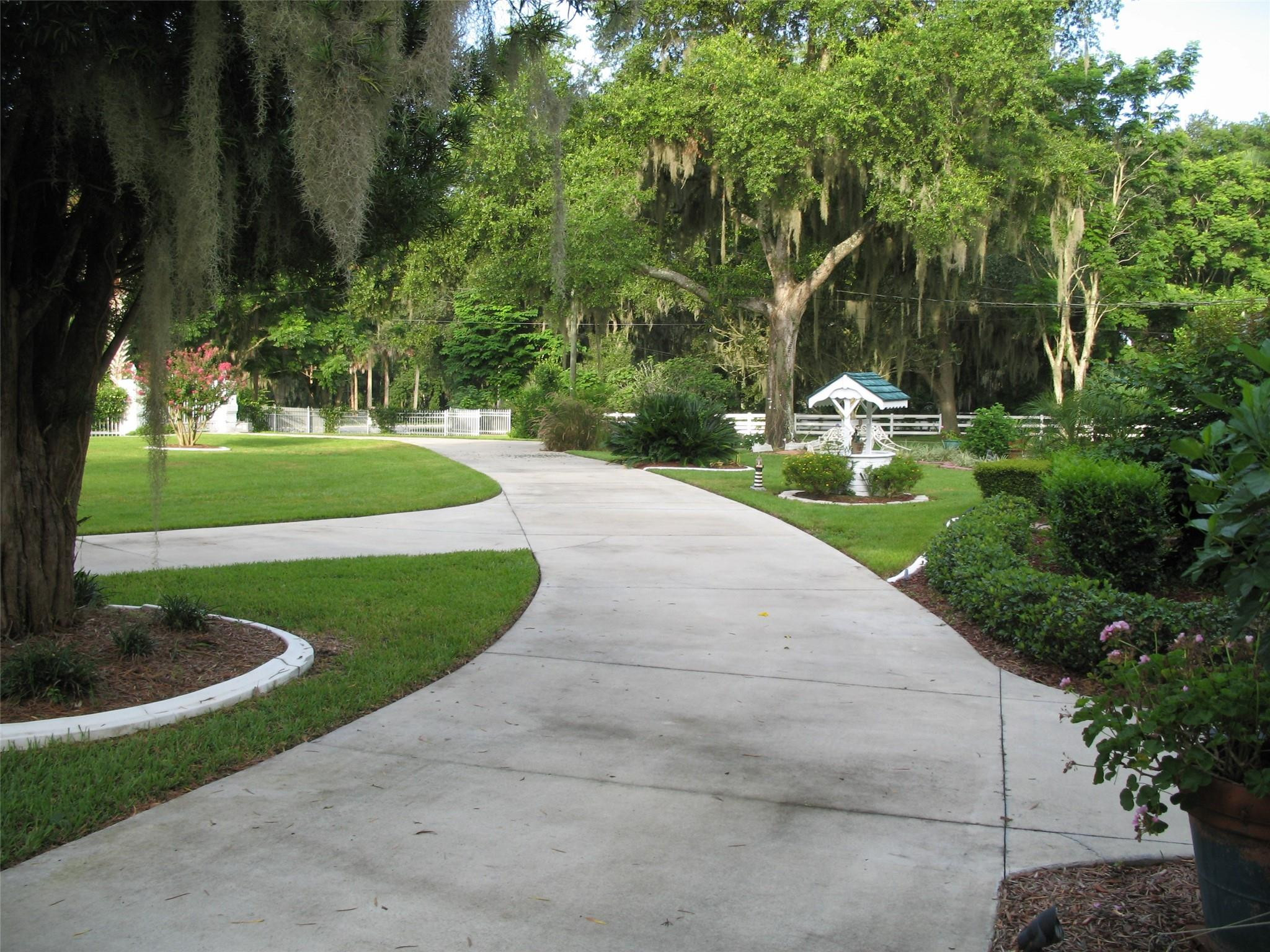 555 Southwest 87th Place Ocala, FL 34476 - Photo 14 of 45 Photo 14