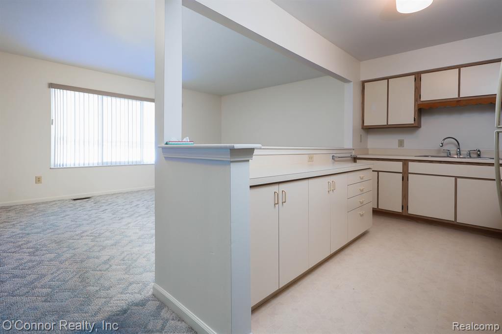 1660 River Road, Unit 53 Marysville, MI 48040 - Photo 13 of 31