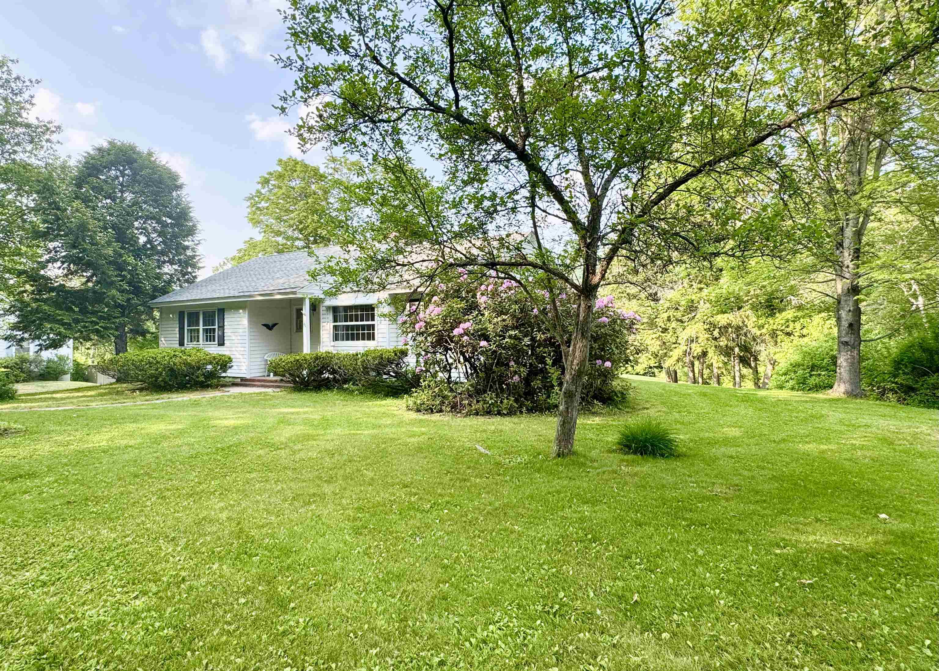 91 Fairground Road Springfield, VT 05156 - Photo 2 of 40
