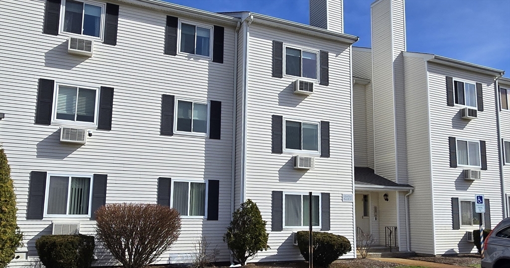 6 Erick Road, Unit 53 Mansfield, MA 02048 - Photo 14 of 18