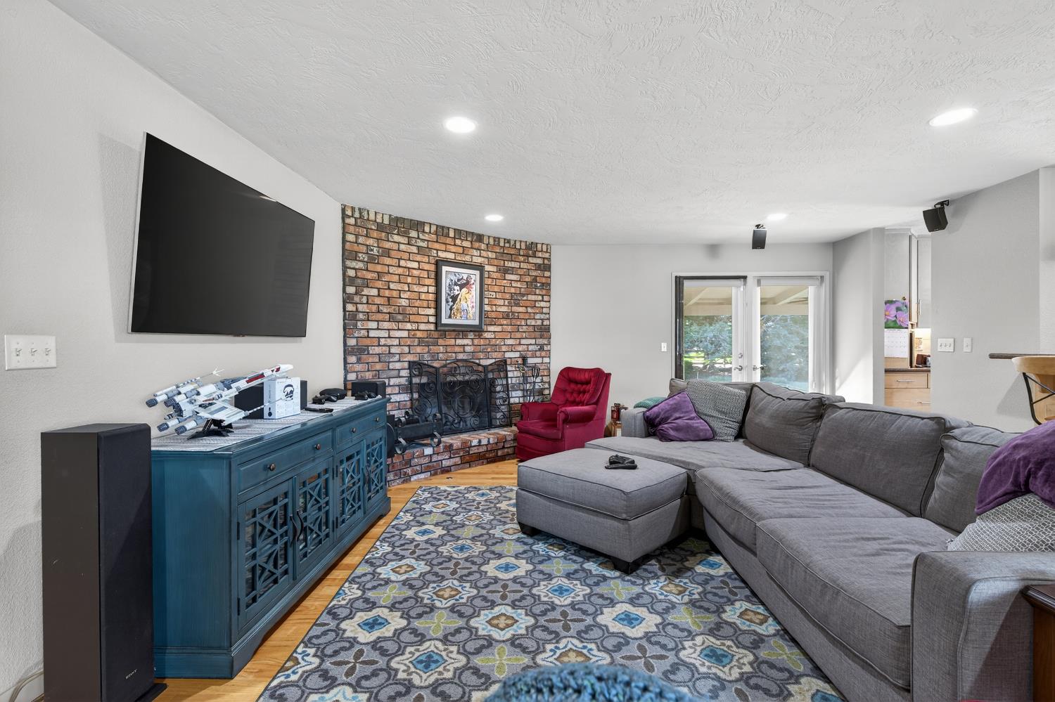 5619 Chenault Drive Modesto, CA 95356 - Photo 8 of 43