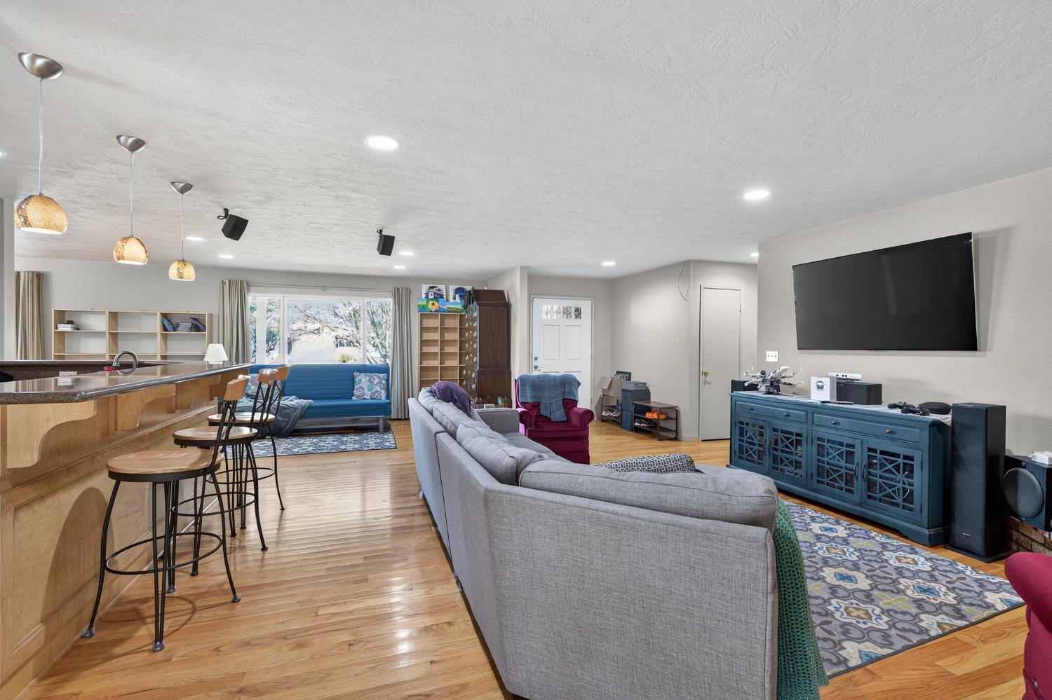 5619 Chenault Drive Modesto, CA 95356 - Photo 9 of 43