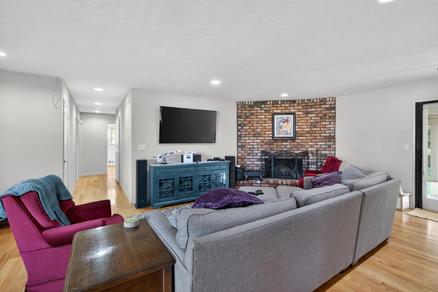 5619 Chenault Drive Modesto, CA 95356 - Photo 10 of 43