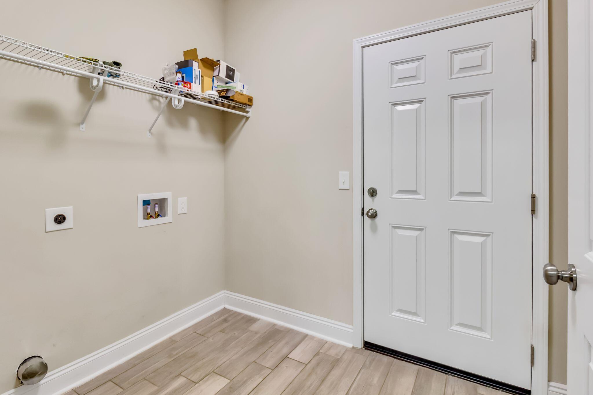 2281 Tom Street Navarre, FL 32566 - Photo 15 of 35 aj2405032-1013