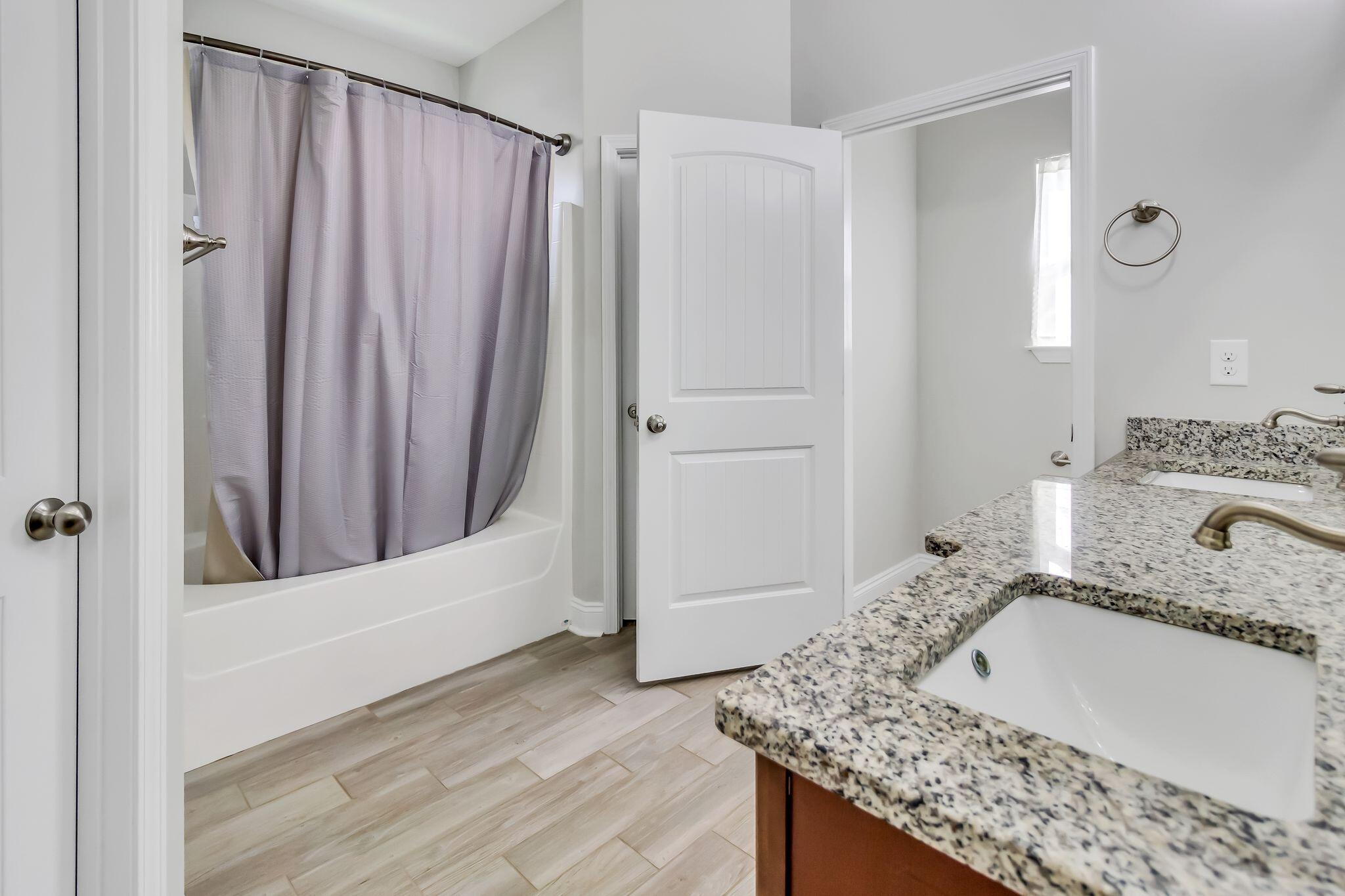 2281 Tom Street Navarre, FL 32566 - Photo 29 of 35 aj2405032-1027