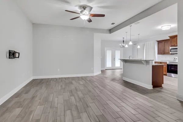 $2,295 | 2281 Tom Street, Navarre, FL 32566