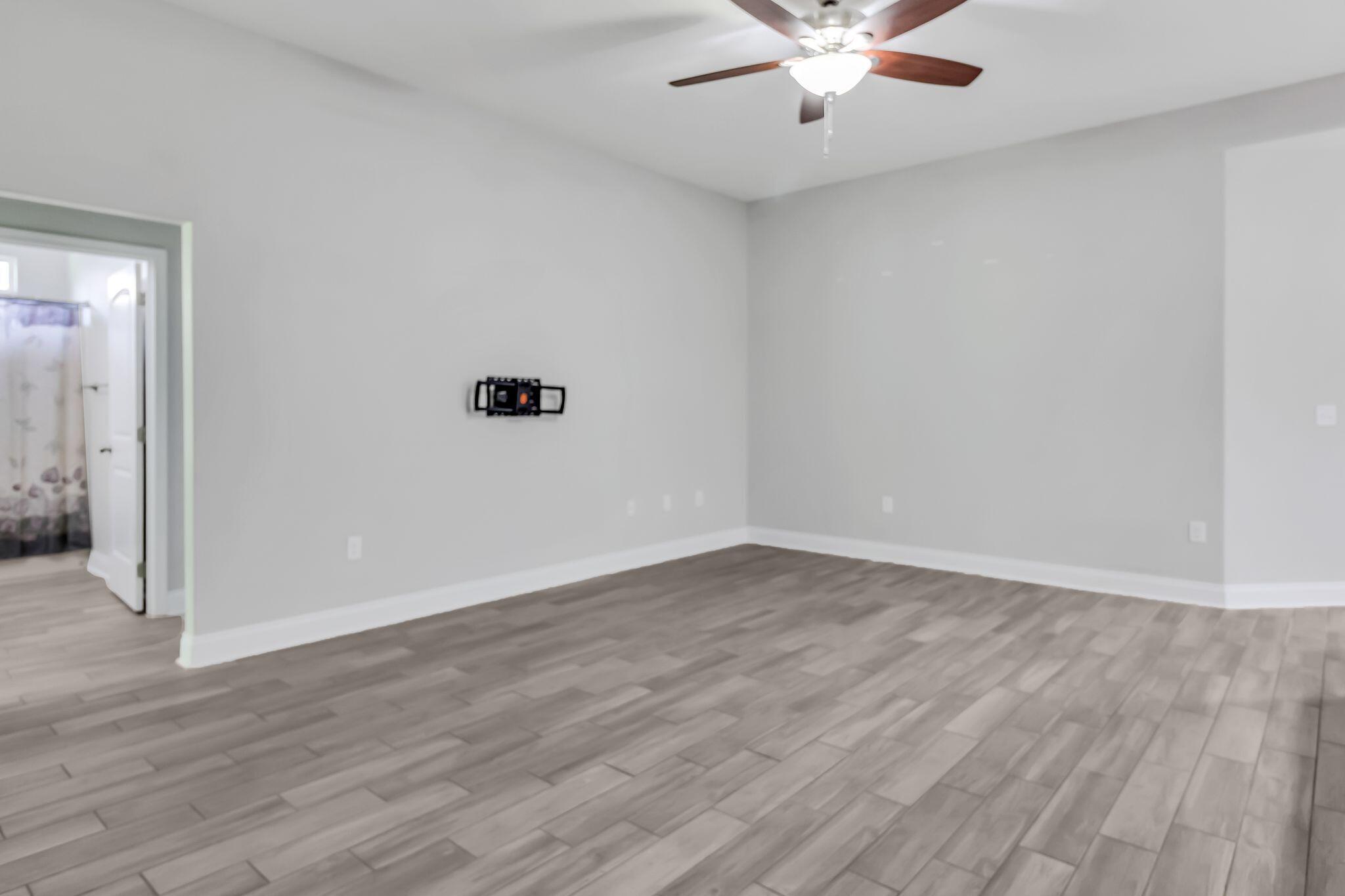 2281 Tom Street Navarre, FL 32566 - Photo 8 of 35 aj2405032-1006