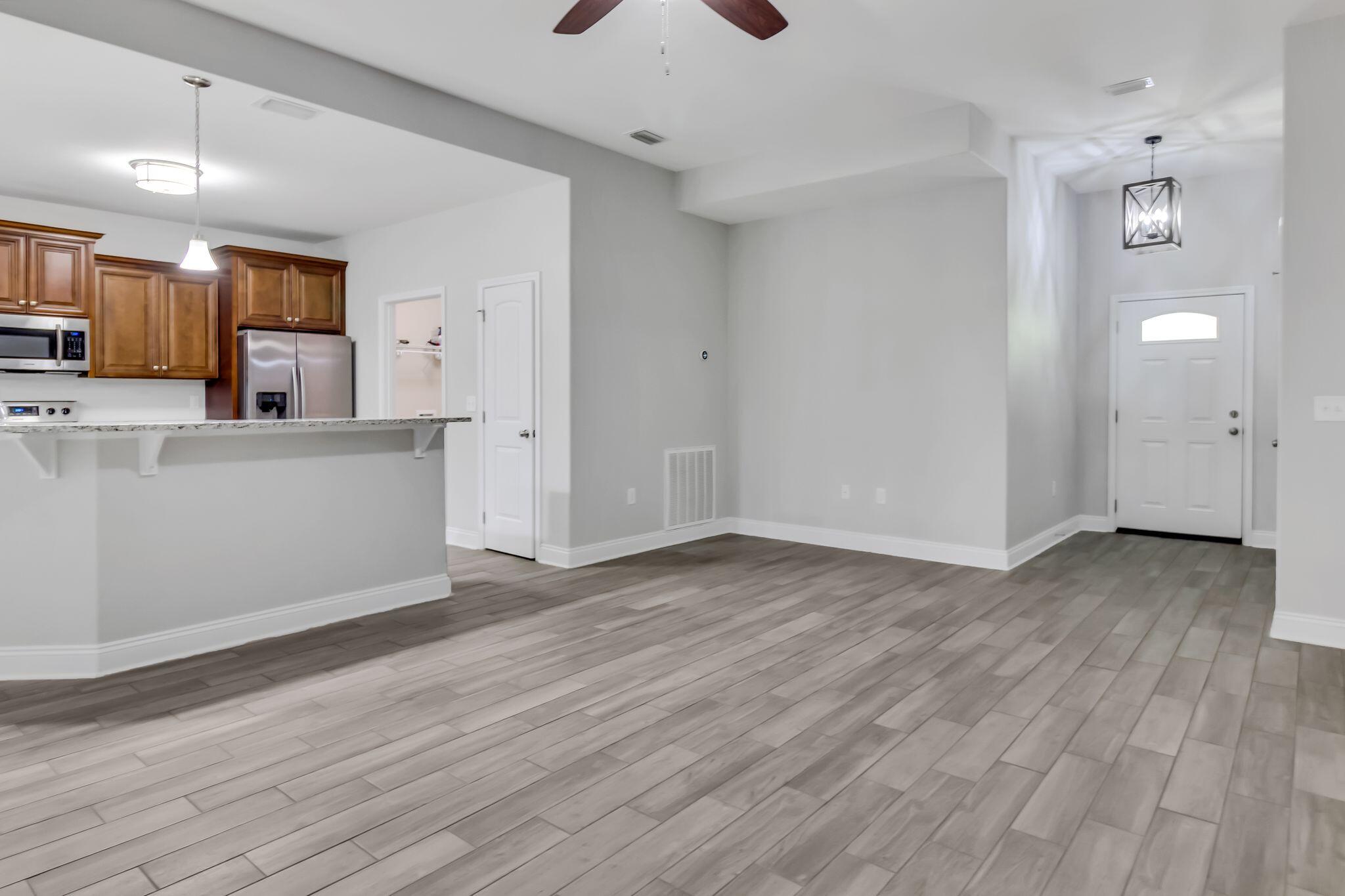 2281 Tom Street Navarre, FL 32566 - Photo 10 of 35 aj2405032-1008