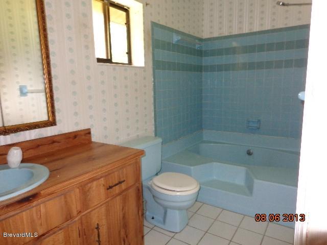 2277 Cox Road Cocoa, FL 32926 - Photo 9 of 10 Master Bath