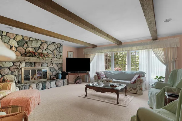 $650,000 | 1810 East Mill Street, Hastings, MI 49058