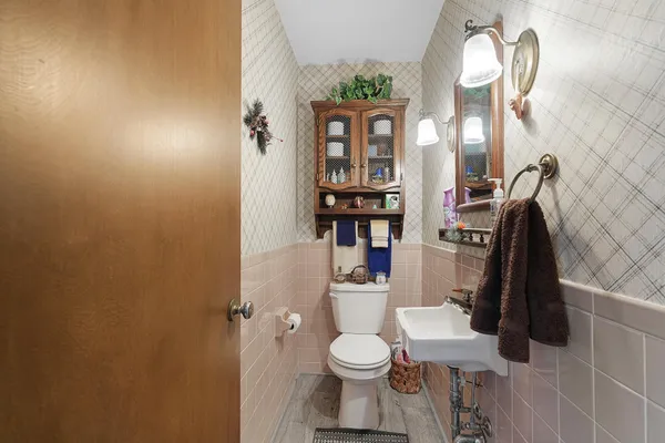 $650,000 | 1810 East Mill Street, Hastings, MI 49058