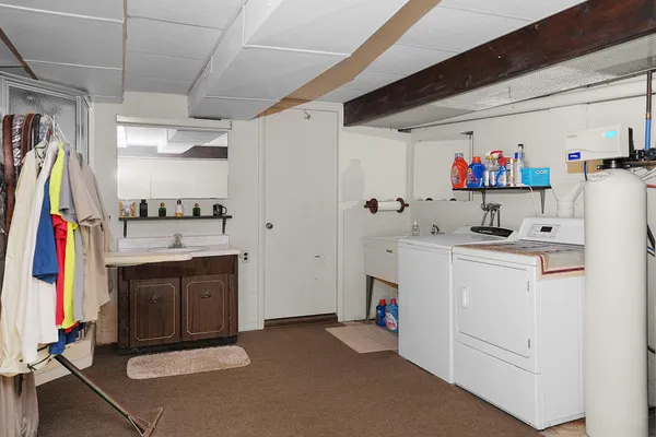 $650,000 | 1810 East Mill Street, Hastings, MI 49058