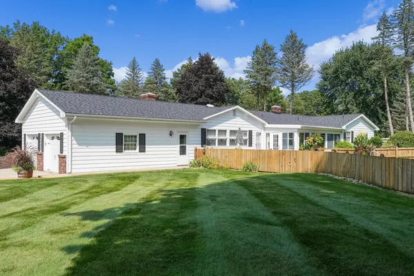 $650,000 | 1810 East Mill Street, Hastings, MI 49058