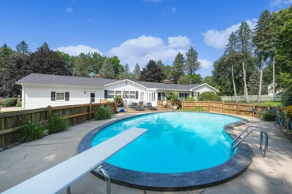 $650,000 | 1810 East Mill Street, Hastings, MI 49058