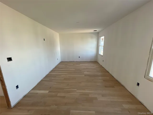 $999,000 | 101 Clocks Boulevard, Massapequa, NY 11758