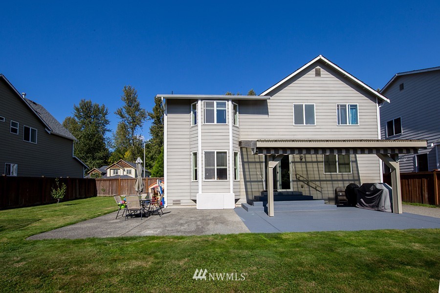 6129 Northeast 7th Court Renton, WA 98059 - Photo 22 of 25