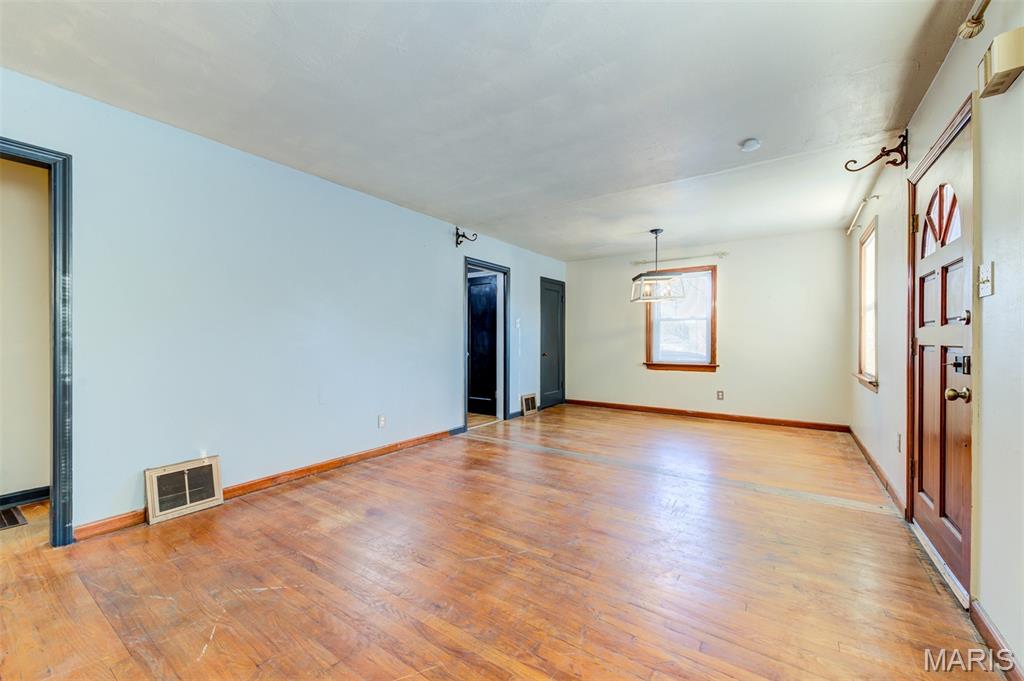 1250 South New Florissant Road Florissant, MO 63031 - Photo 11 of 29