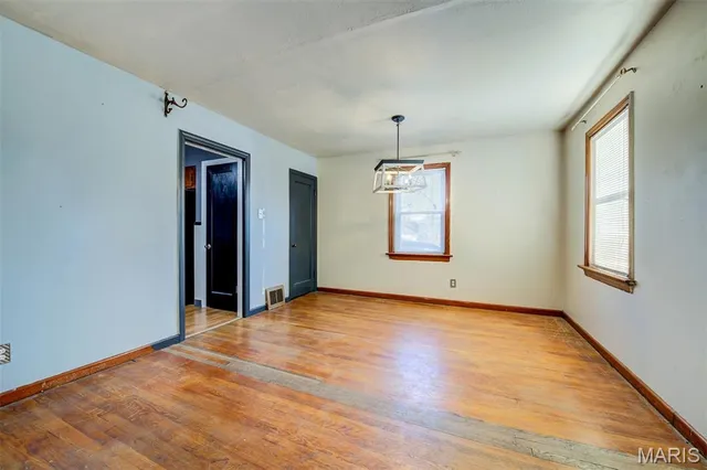 $124,500 | 1250 South New Florissant Road, Florissant, MO 63031