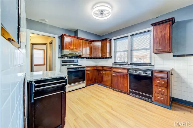 $124,500 | 1250 South New Florissant Road, Florissant, MO 63031