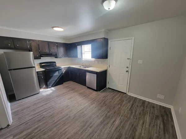 $900 | 152 Chalet North Court, North Augusta, SC 29841