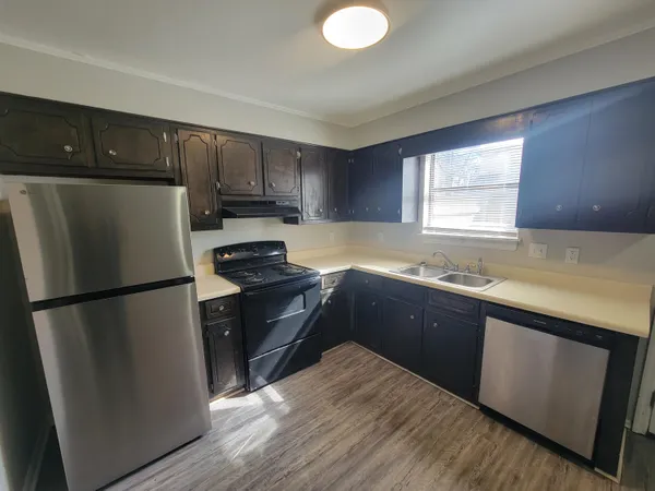 $900 | 152 Chalet North Court, North Augusta, SC 29841