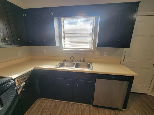 $900 | 152 Chalet North Court, North Augusta, SC 29841