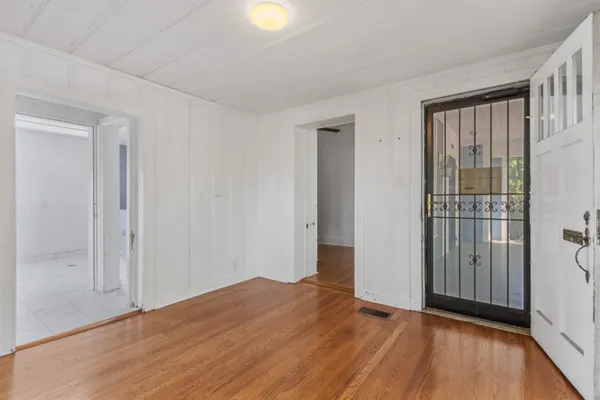 $299,900 | 2282 Central Avenue, Memphis, TN 38104