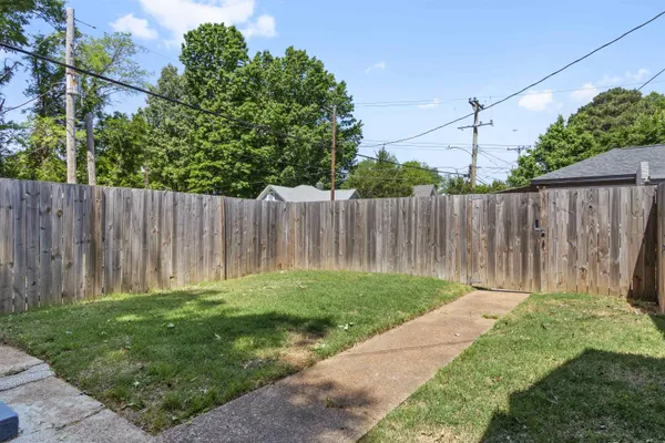 $299,900 | 2282 Central Avenue, Memphis, TN 38104