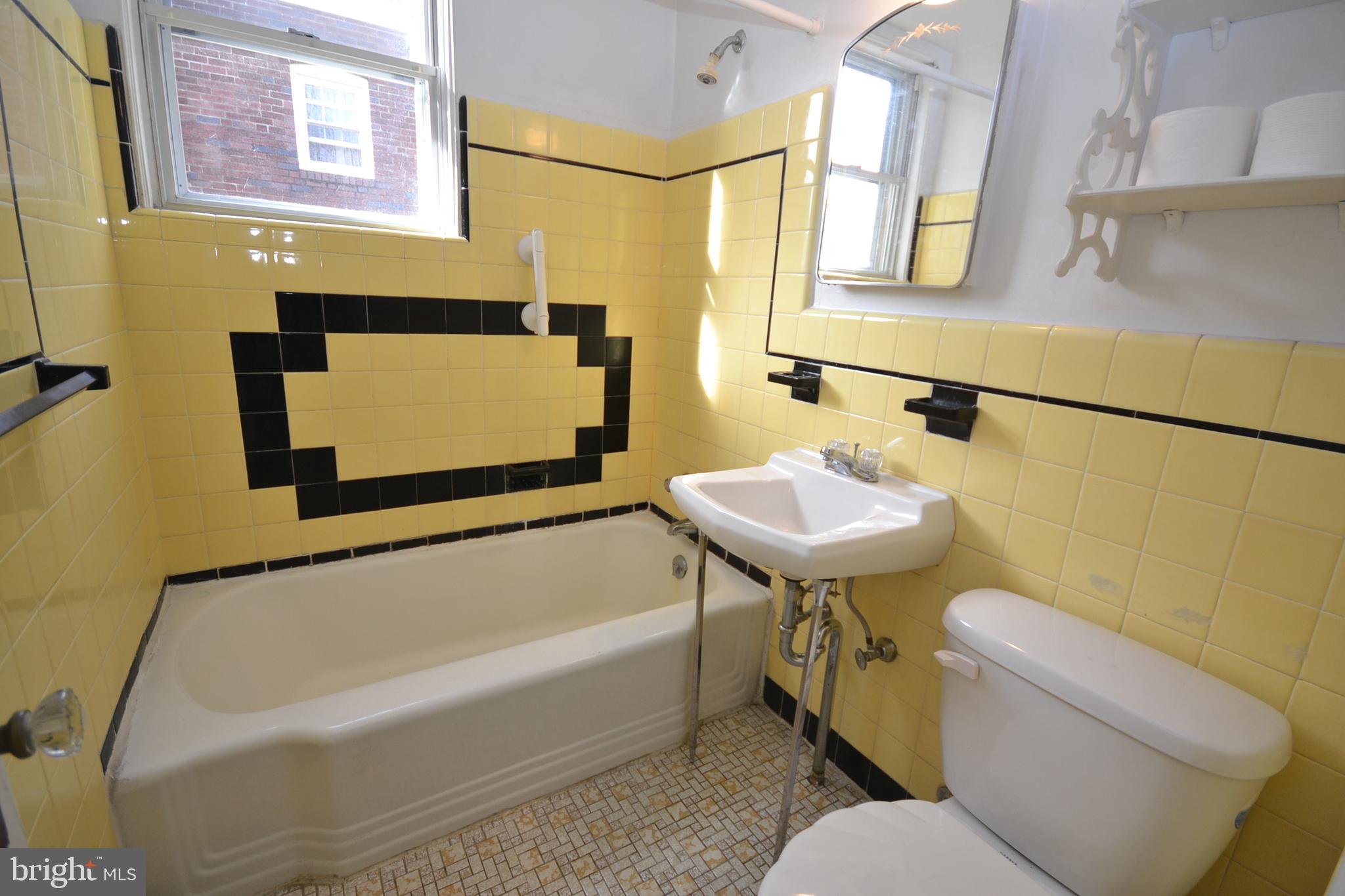 4002 Marshall Road Drexel Hill, PA 19026 - Photo 21 of 35 Gallery Image 21