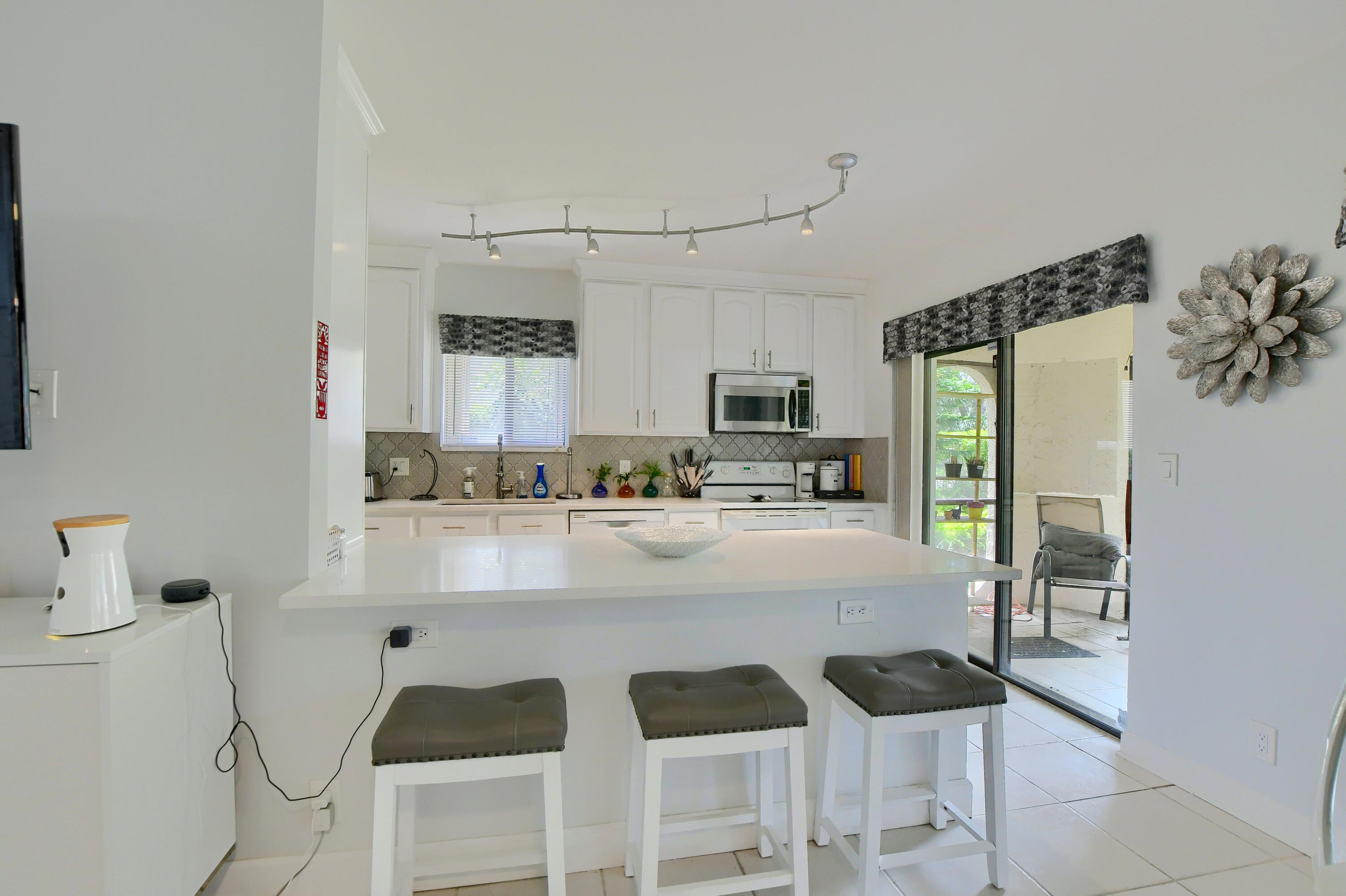 6314 Longboat Lane West, Unit 102 Boca Raton, FL 33433 - Photo 12 of 24 kitchen