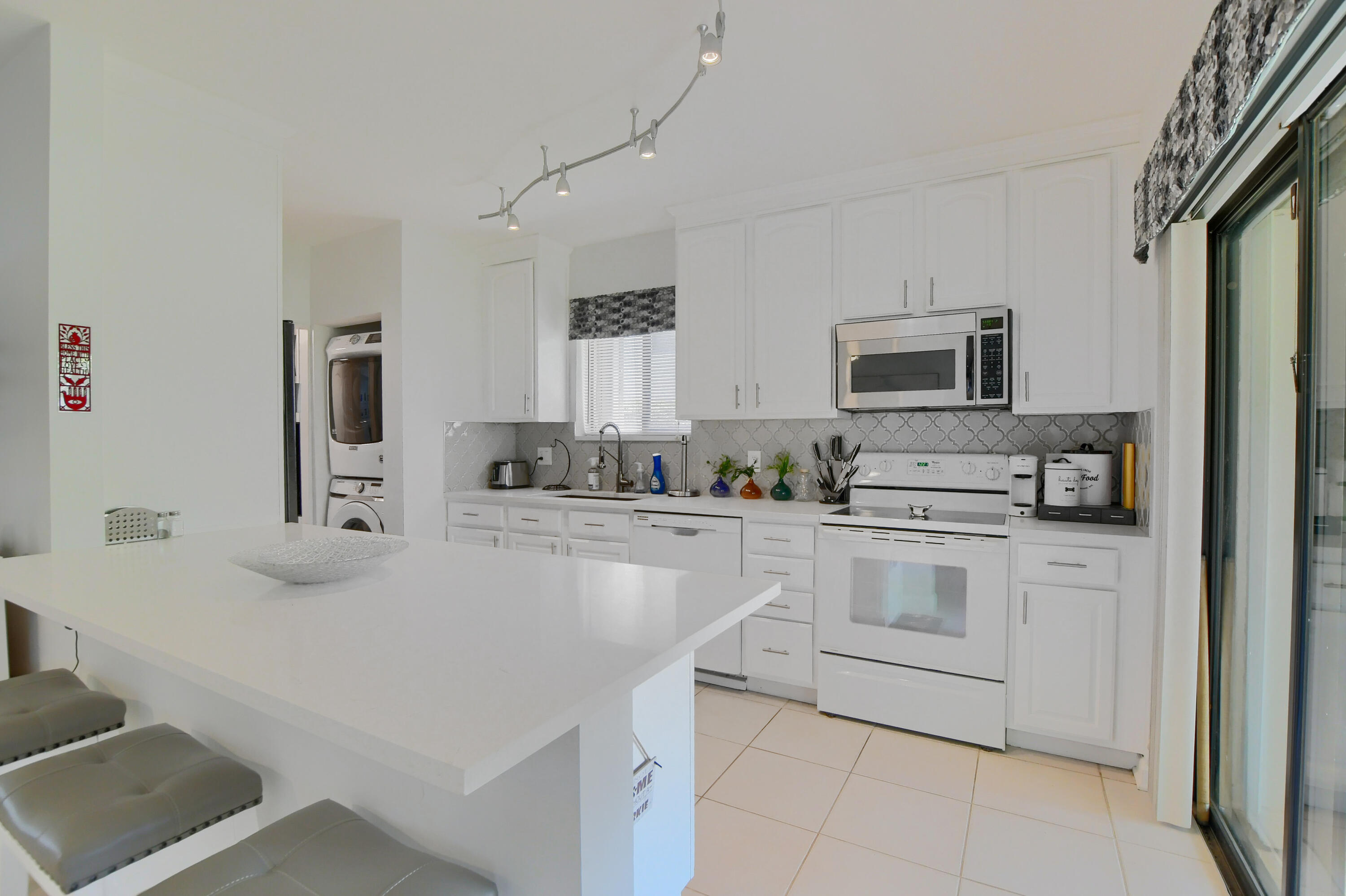 6314 Longboat Lane West, Unit 102 Boca Raton, FL 33433 - Photo 13 of 24 kitchen