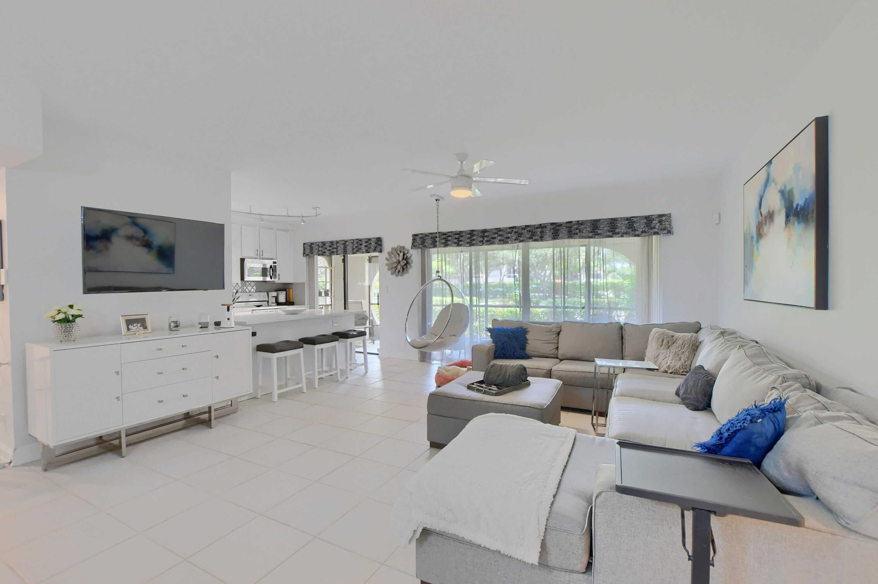 6314 Longboat Lane West, Unit 102 Boca Raton, FL 33433 - Photo 4 of 24 living room