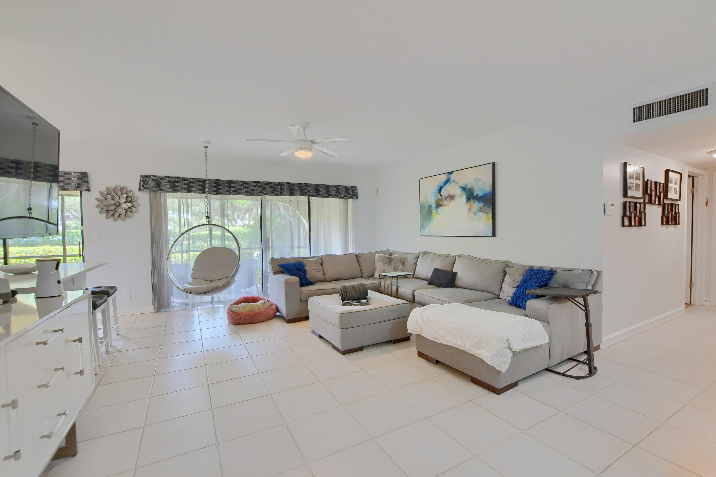 6314 Longboat Lane West, Unit 102 Boca Raton, FL 33433 - Photo 5 of 24 living room