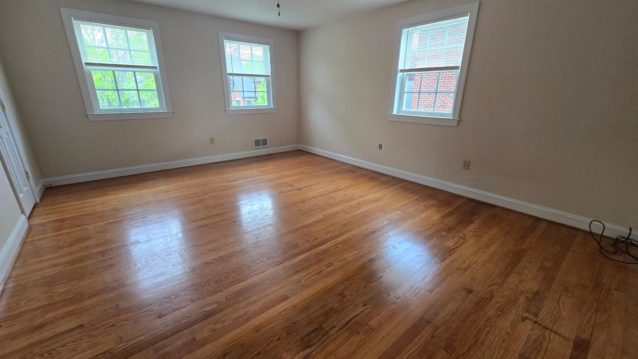 1924 Arden Road Southwest Roanoke, VA 24015 - Photo 17 of 19 image000000 45