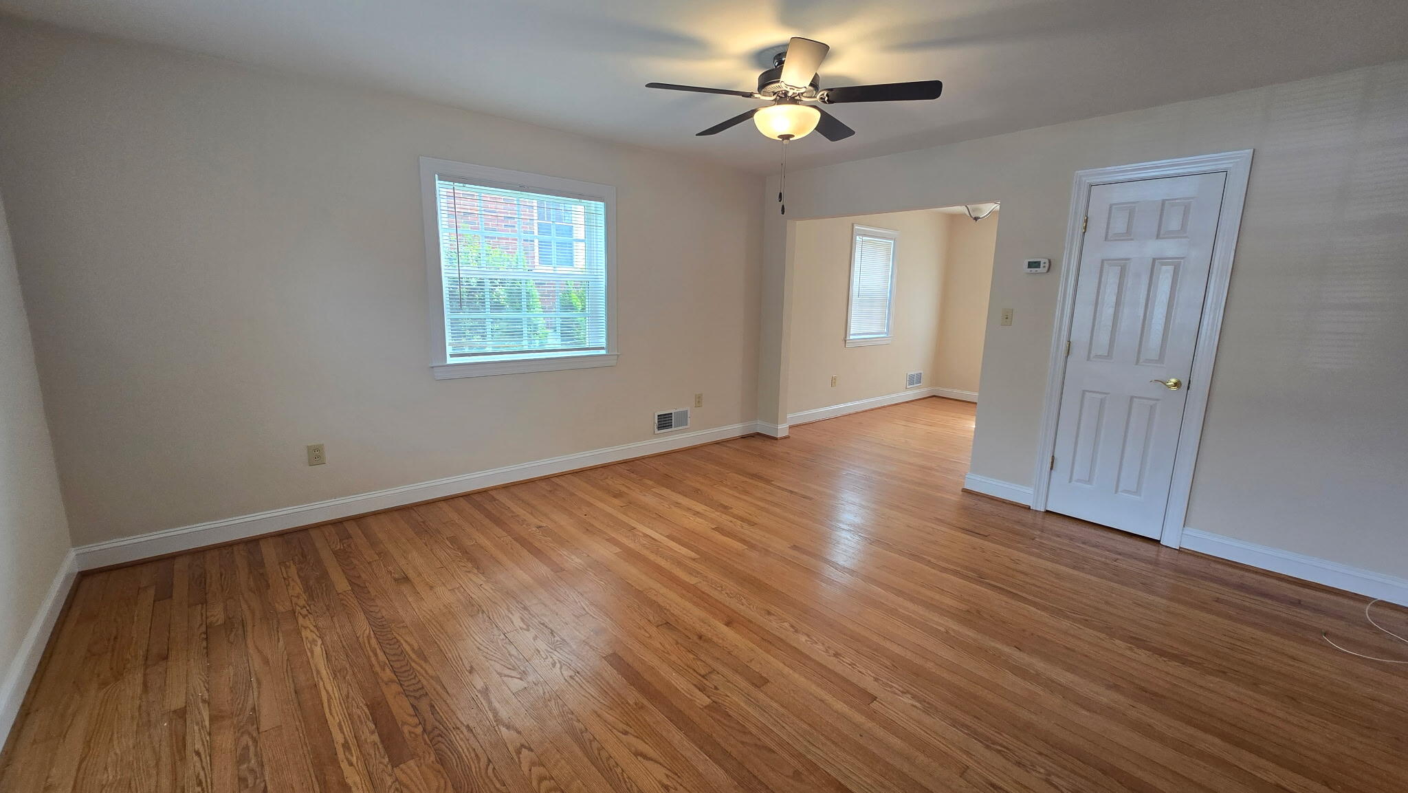 1924 Arden Road Southwest Roanoke, VA 24015 - Photo 4 of 19 image000000 32