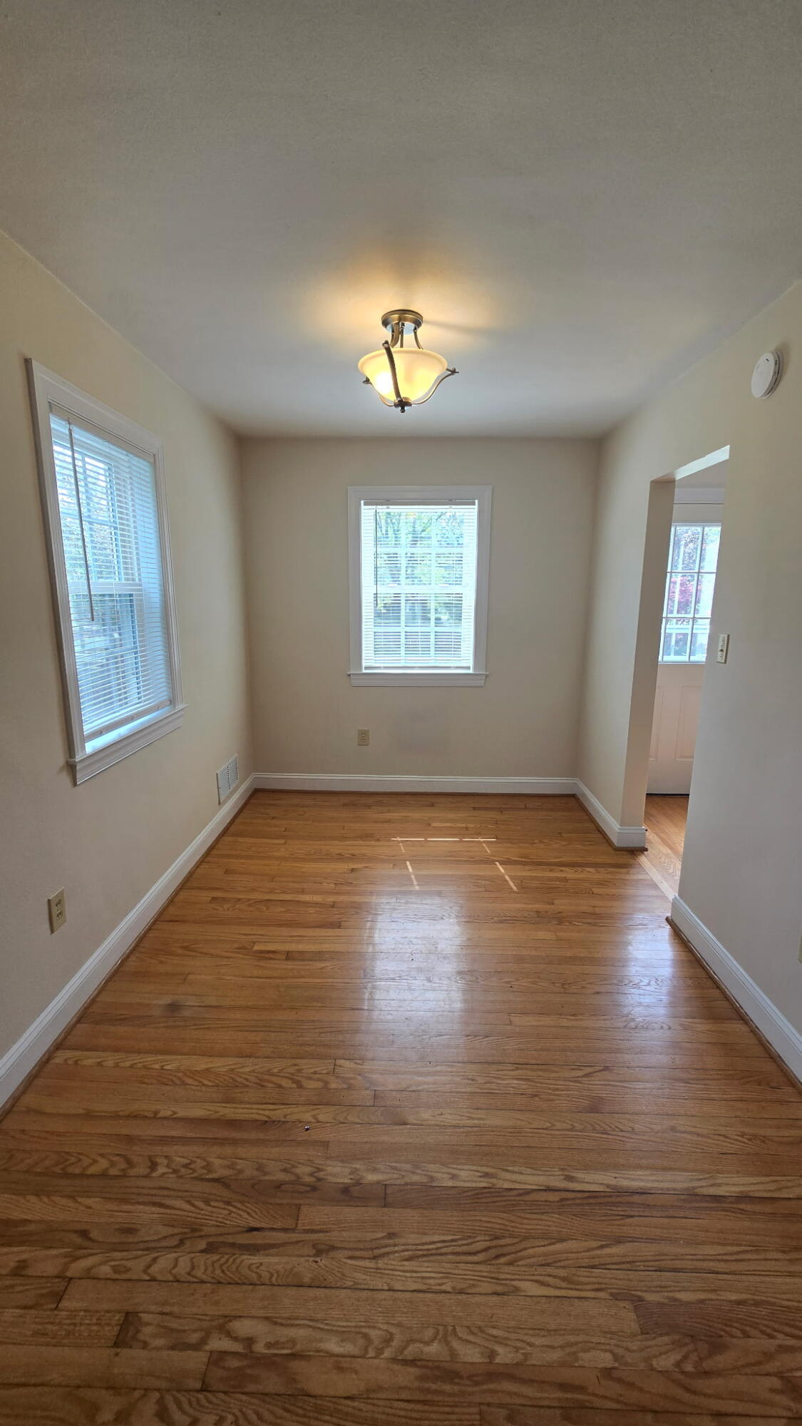 1924 Arden Road Southwest Roanoke, VA 24015 - Photo 6 of 19 image000000 34