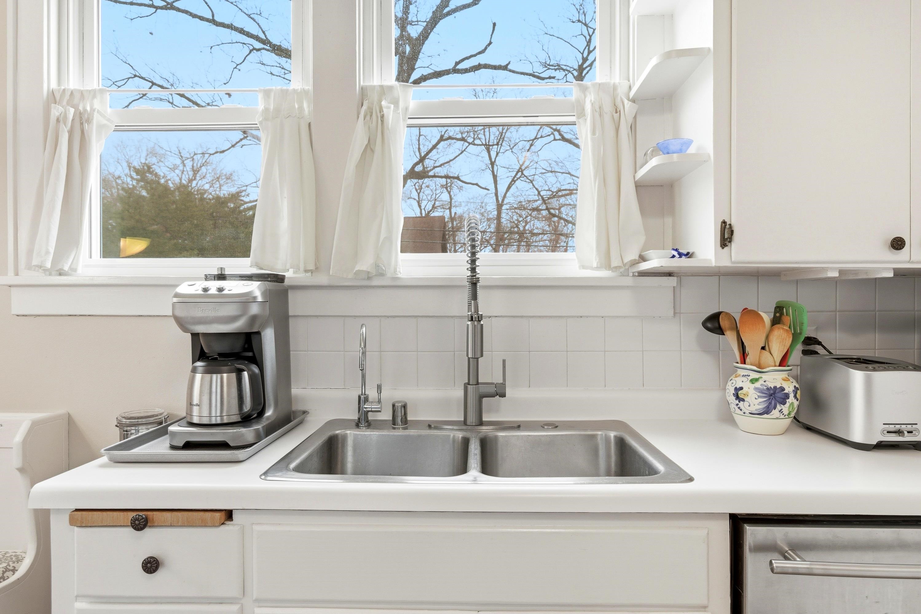 5801 Taft Street Middleton, WI 53562 - Photo 12 of 41