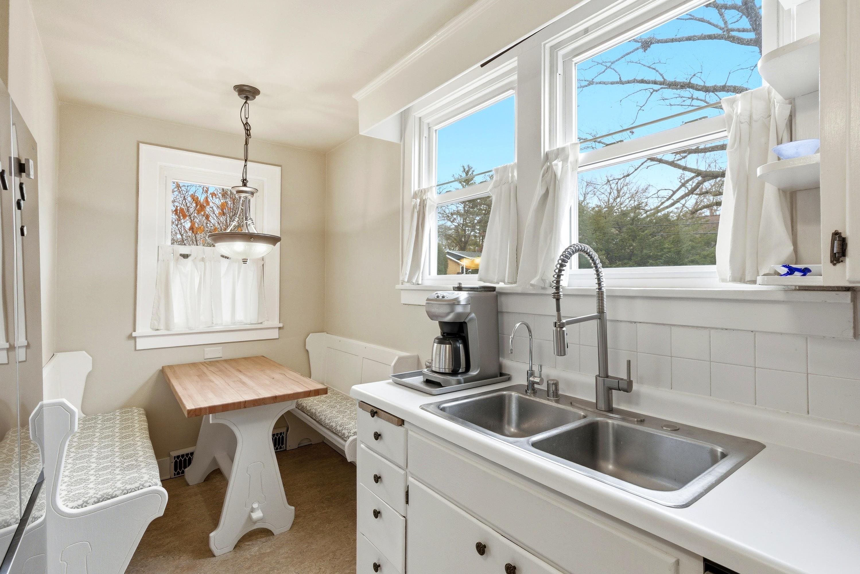 5801 Taft Street Middleton, WI 53562 - Photo 10 of 41