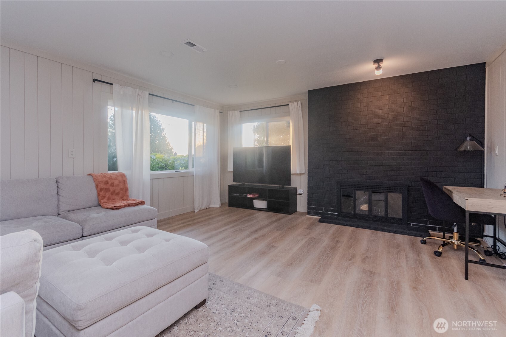 242 Southwest 186th Street Normandy Park, WA 98166 - Photo 24 of 39