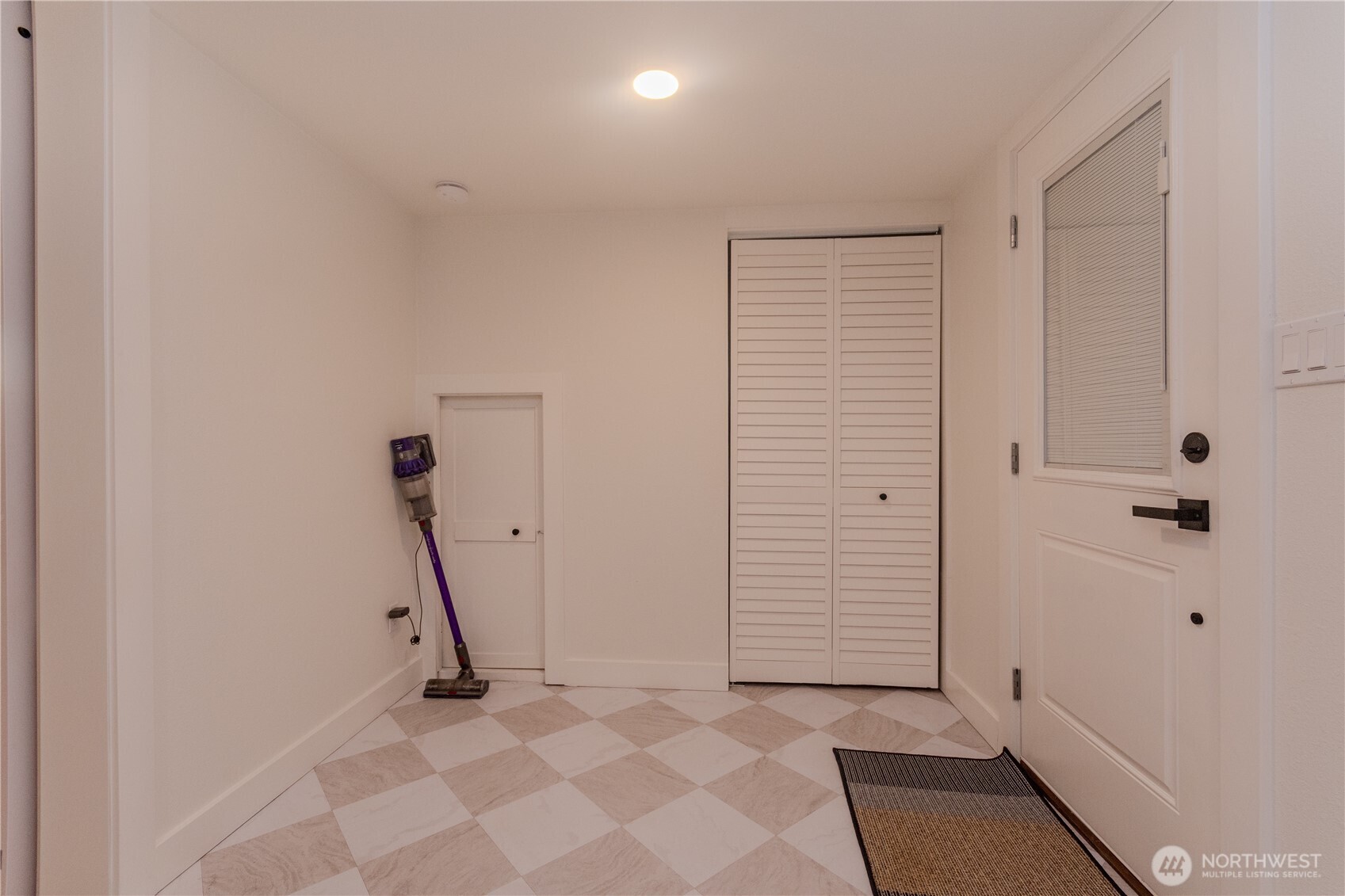 242 Southwest 186th Street Normandy Park, WA 98166 - Photo 28 of 39