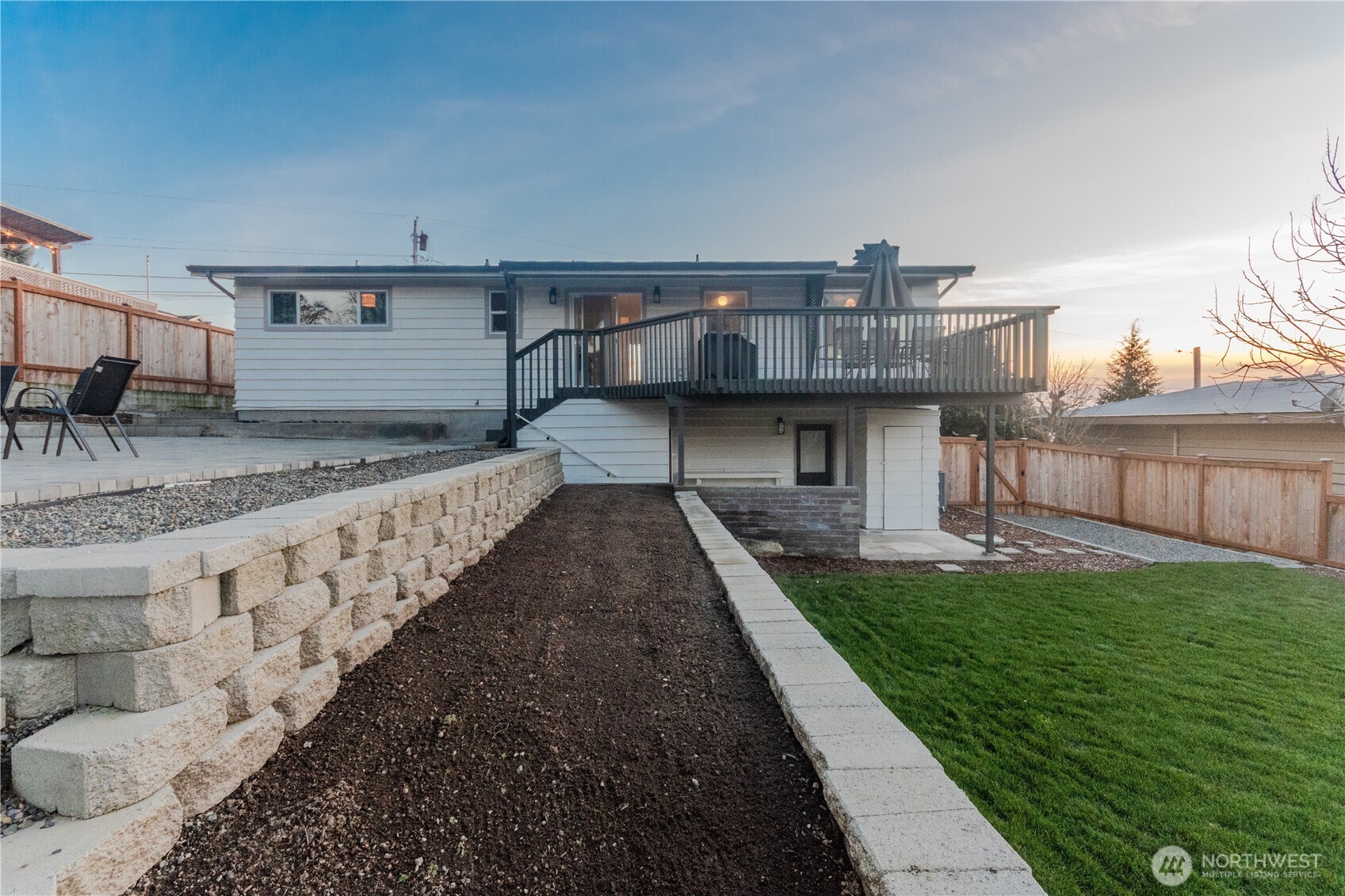 242 Southwest 186th Street Normandy Park, WA 98166 - Photo 33 of 39