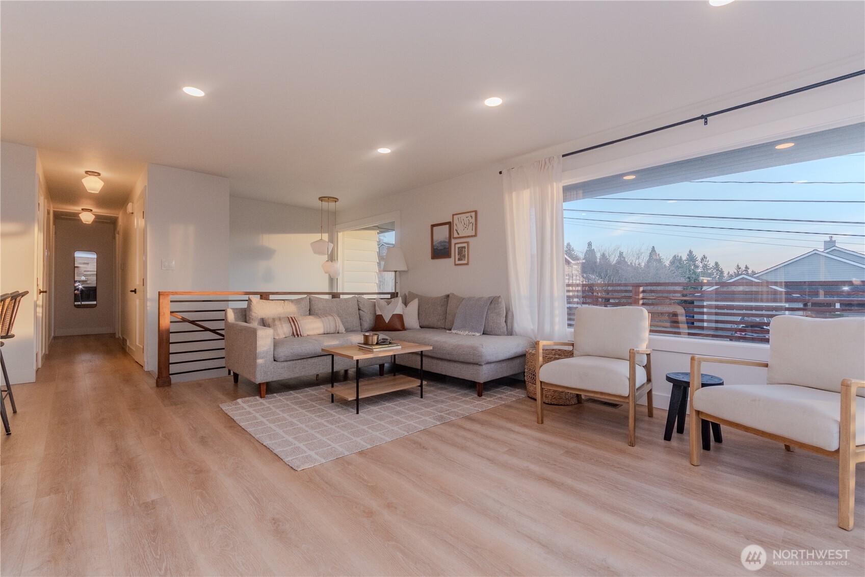 242 Southwest 186th Street Normandy Park, WA 98166 - Photo 4 of 39