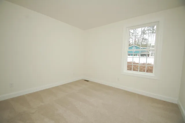 $560,000 | 4 C Dearborn Circle, Goffstown, NH 03045