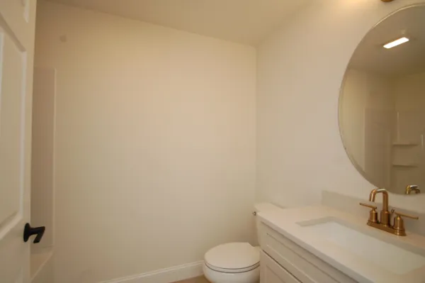 $560,000 | 4 C Dearborn Circle, Goffstown, NH 03045