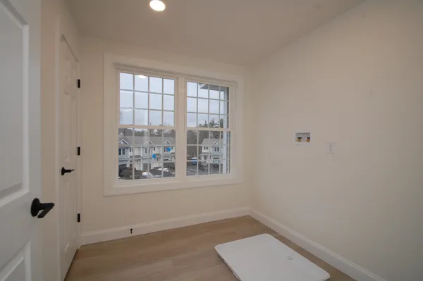 $560,000 | 4 C Dearborn Circle, Goffstown, NH 03045