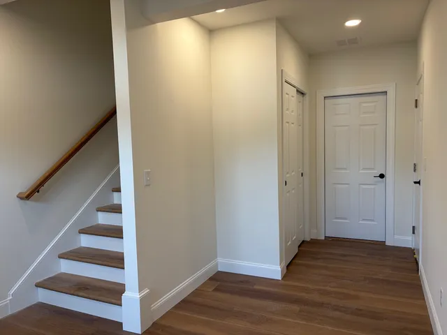 $560,000 | 4 C Dearborn Circle, Goffstown, NH 03045