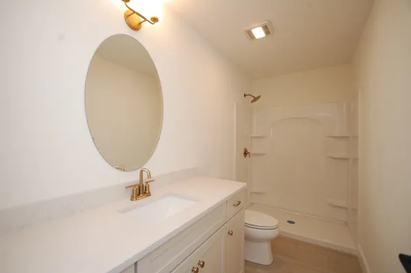 $560,000 | 4 C Dearborn Circle, Goffstown, NH 03045