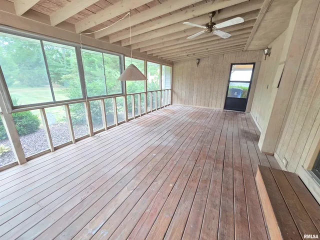 $125,000 | 10 Park Lane, Centralia, IL 62801